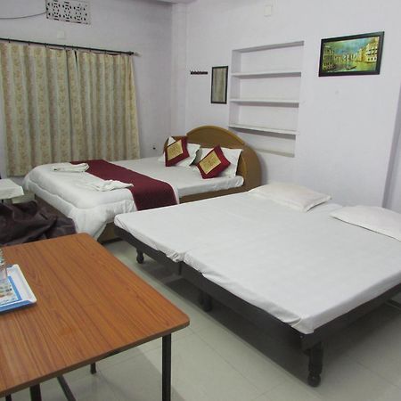 Ashish Guest House, Goverdhan Vilas Udaipur Exterior foto