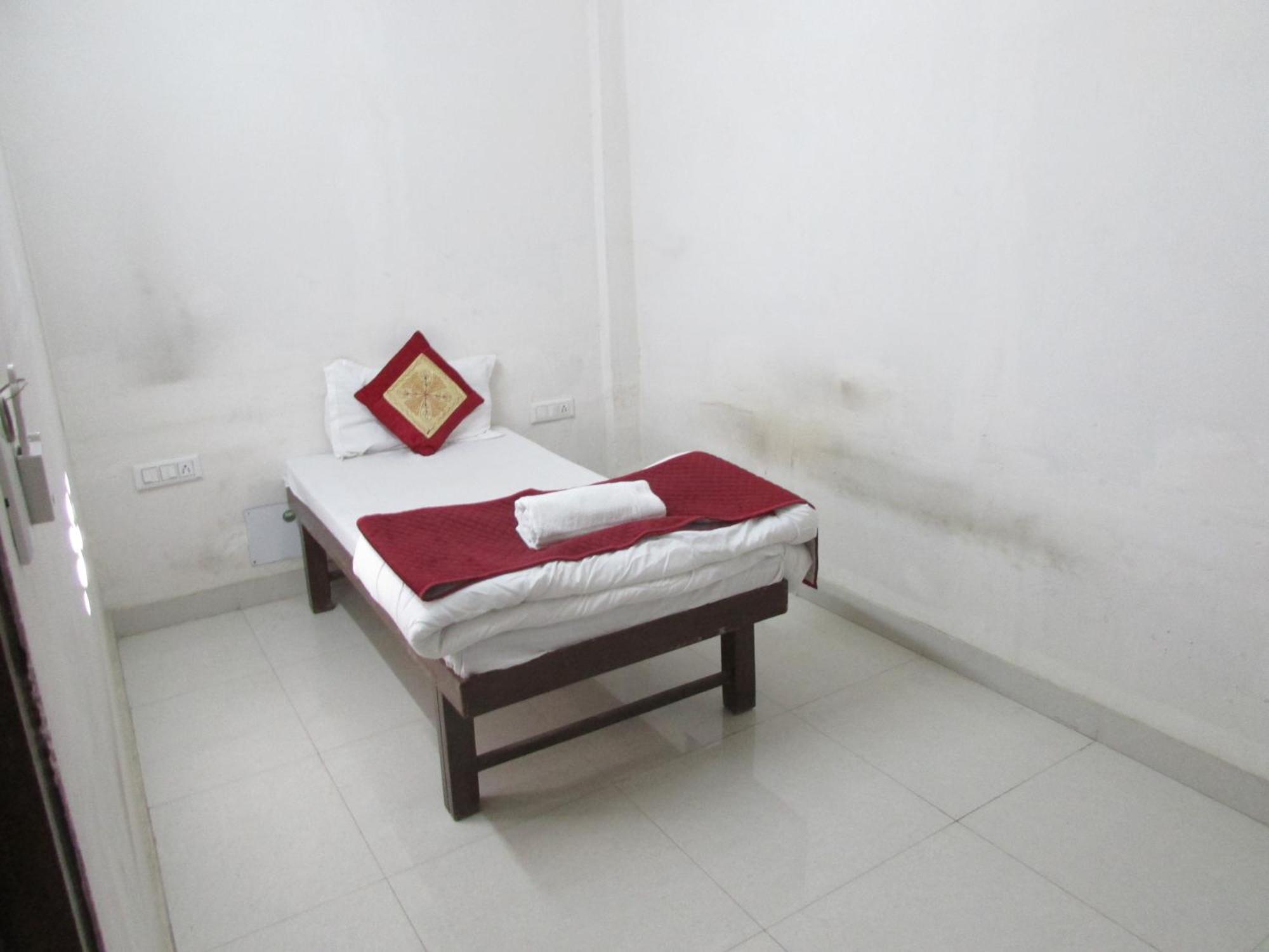 Ashish Guest House, Goverdhan Vilas Udaipur Exterior foto