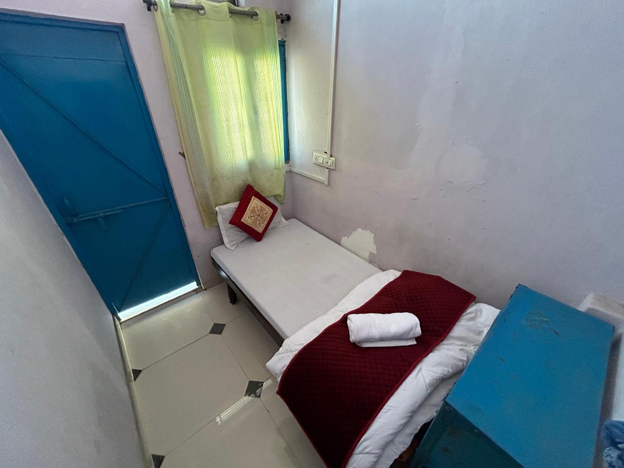 Ashish Guest House, Goverdhan Vilas Udaipur Exterior foto